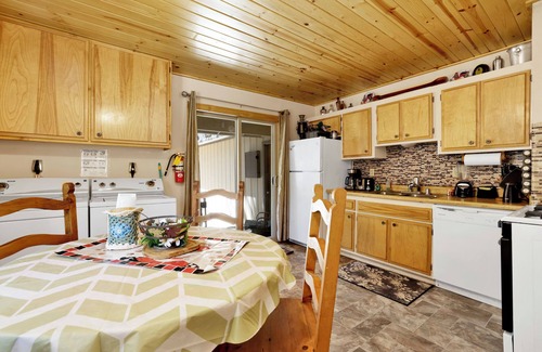 Big Bear City Cabin | Reality Escape #2466