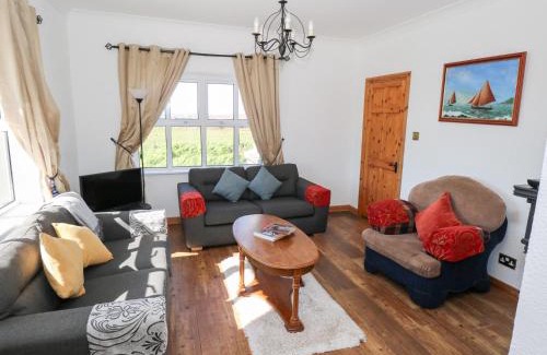 Claddaghduff House | Realt na Maidne