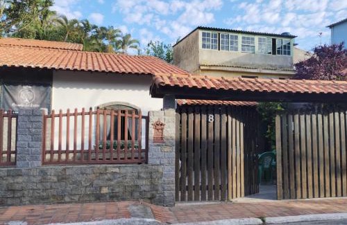 Taio House | Recanto da Árvore Suítes e Café