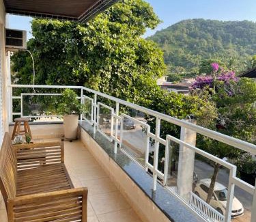 Tombo Apartment | Recanto Verde-Apto na Praia do Tombo Guarujá