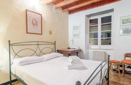 Recco Apartment | Recco apartment with view and pool