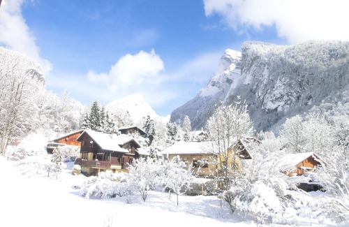 Samoens Ski Chalet | Recent chalet in Samoëns (74), 3 stars for 8 people, sleeps 8