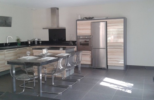 Les Angles House | Recent house with private pool in a residential area near the town center