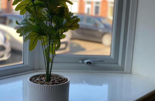 Blyth Apartment | Recently Furnished Stylish 3 Bed House by Town and Beach