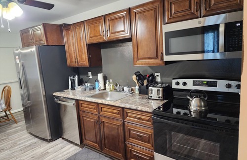 Linglestown Apartment | Recently updated contemporary getaway. Near Hershey w/shopping & concerts.