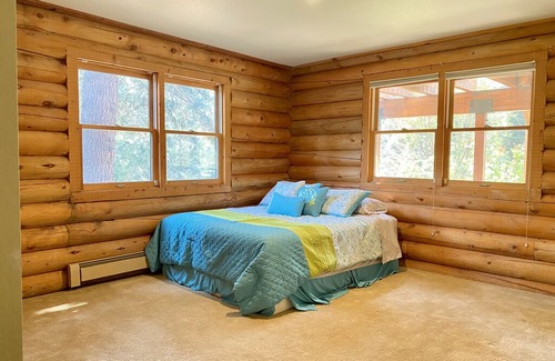Ponderosa Palisades House | Recreation Dream - Beautiful Mountain Home on National Forest Trails