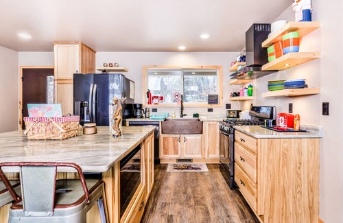 Tomahawk House | Recreational lakefront home w/private dock, trails access, & washer/dryer