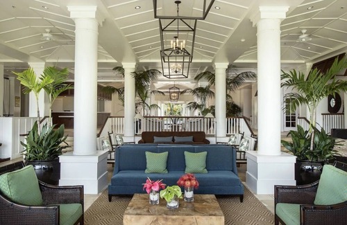 Hanamaulu Hotel | Recreational Vacation Trip! 3 Contemporary Rooms, Close to Wailua Falls!