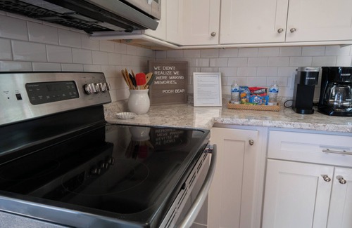 Spring City House | Rector Creek Retreat, Perfect for Football Weekends & Lakeside Relaxation