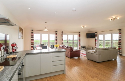 Queen Camel Cottage | Rectory Farm View