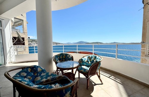Jala Apartment | Red Apartment Saranda