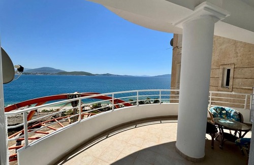 Jala Apartment | Red Apartment Saranda