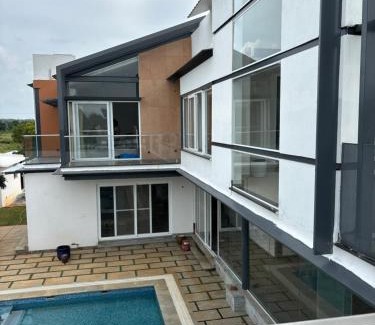 Kanakapura Villa | Red Apple Farm Villa by Mystic Hotels