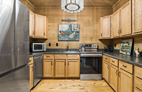 Weaverville House | Red Barn Retreat | Private Pool, Hot Tub & Game Room