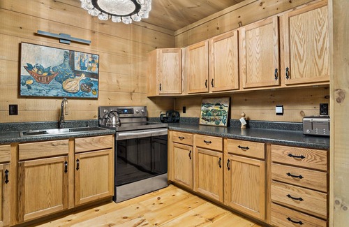 Weaverville House | Red Barn Retreat | Private Pool, Hot Tub & Game Room