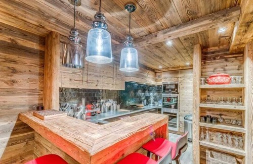 Val-d'Isere Apartment | Red Berries Apartment Situated in the Crown of Val D'Lsere