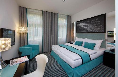 Smichov Hotel | Red & Blue Design Hotel Prague