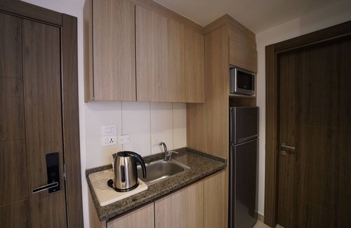 Suwailih Apartment | Red Carpet Suites