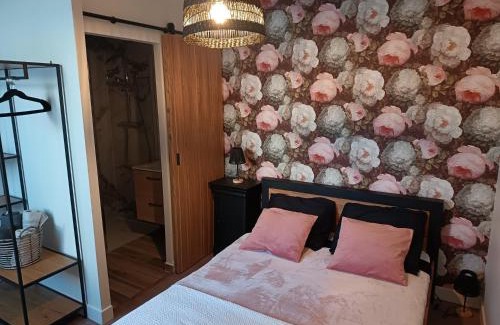 Saint-Marcel Villa | Red carpet - Townhouse, 2 bedrooms, 2 bathrooms