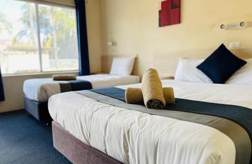 Gunnedah Hotel | Red Chief Motel