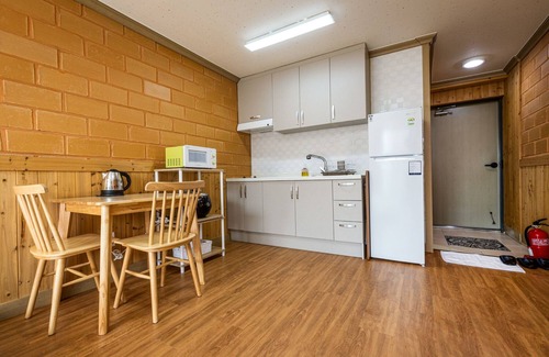 Aewol House | Red Clay
