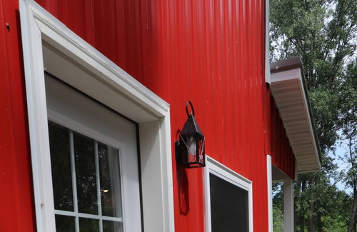 Silver Lake House | Red Cottage - Checkout The Dates for Summer 20023