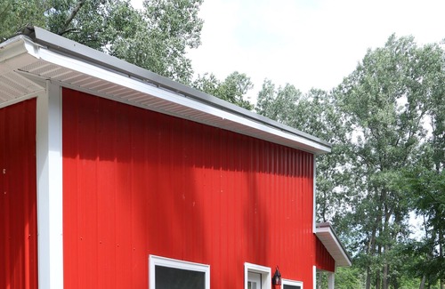 Silver Lake House | Red Cottage - Checkout The Dates for Summer 20023