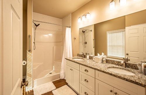 Dahlonega House | Red Door Cottage