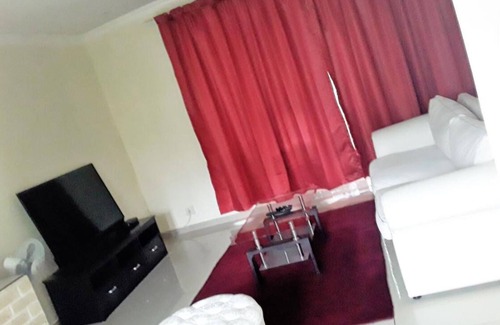 Greater Johannesburg Metropolitan Area House | Red Dot Lodge