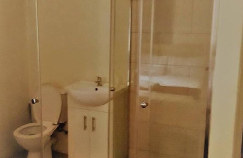 Greater Johannesburg Metropolitan Area House | Red Dot Lodge