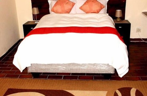 Greater Johannesburg Metropolitan Area House | Red Dot Lodge