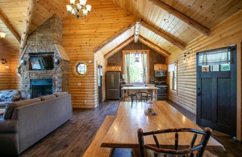 Millersburg House | Red Fern Cabin by Amish Country Lodging