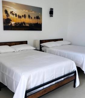 Puntas House | Red Flamboyan Guesthouse and Restaurant