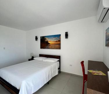 Puntas House | Red Flamboyan Guesthouse and Restaurant