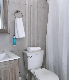 Puntas House | Red Flamboyan Guesthouse and Restaurant