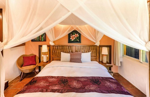 Sail Rock Beach Bed & Breakfast | Red Garden Resort