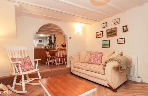 Guisborough House | Red Grouse Cottage