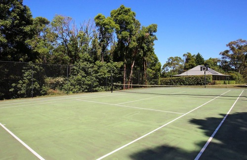 Bellawongarah House | Red Hill - Relax and Rejuvenate