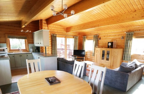 Kenwick Cabin | RED KITE LODGE, pet friendly in Kenwick Woods