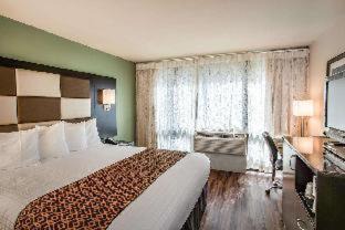 Munras Avenue Hotel | Red Lion Hotel Monterey