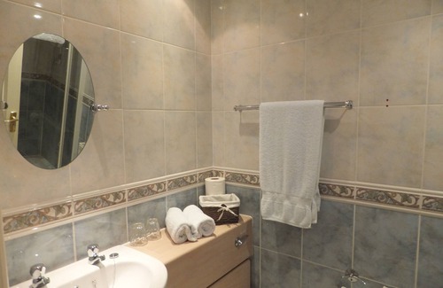 Cotebrook Hotel | Red Lion Inn