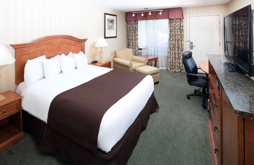 Heart of Missoula Hotel | Red Lion Inn & Suites Missoula