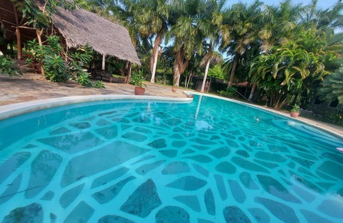 Malindi Villa | Red Lion