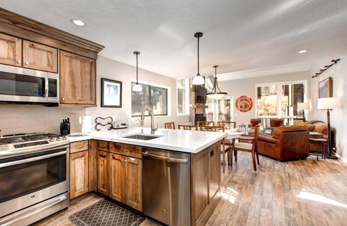 Park City House | Red Pine 4 Bedrooms RPT-14T by KBM