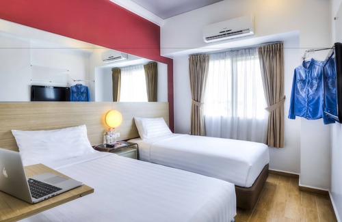 Bekasi Timur Hotel | Red Planet Bekasi