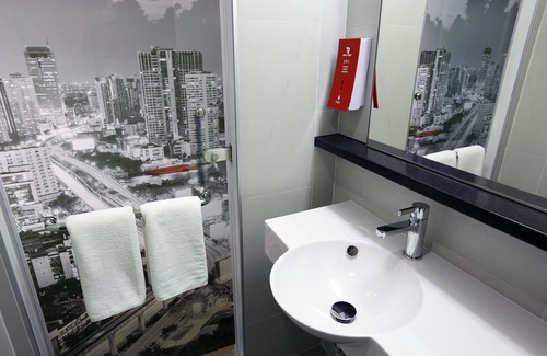 E. Rodriguez Hotel | Red Planet Cubao Aurora Boulevard