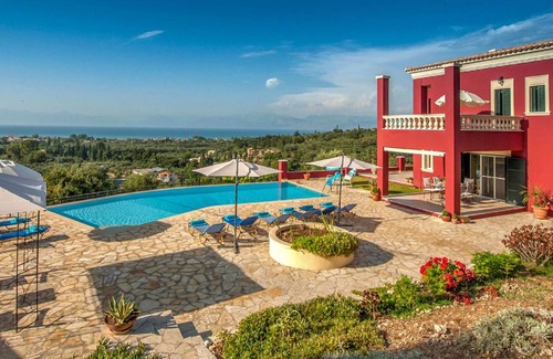 Sfakera Villa | Red Queen 5.1