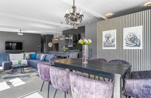 Rooiels House | Red River Valley - Three Bedroom House, Sleeps 6