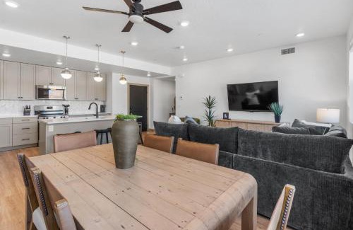 Green Springs House | Red Rock Oasis - Brand New Home 3-Bed Sleeps 10