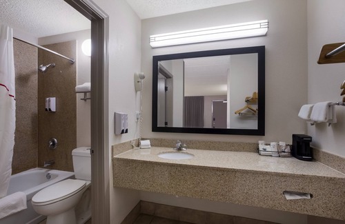 Conley Hotel | Red Roof Inn Atlanta Airport NE - Conley